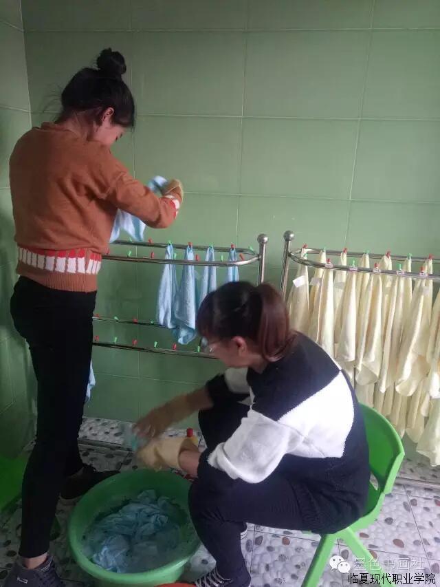 7604108380b540efae061ec1d042b51c.jpg