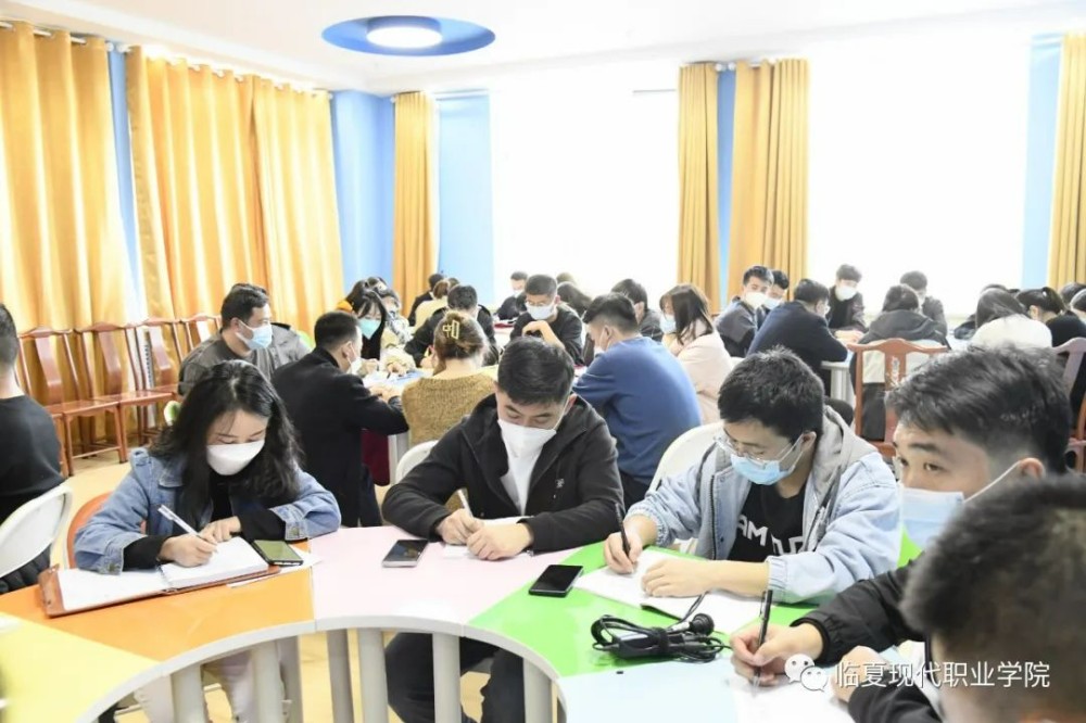 外语系学生管理组织构架