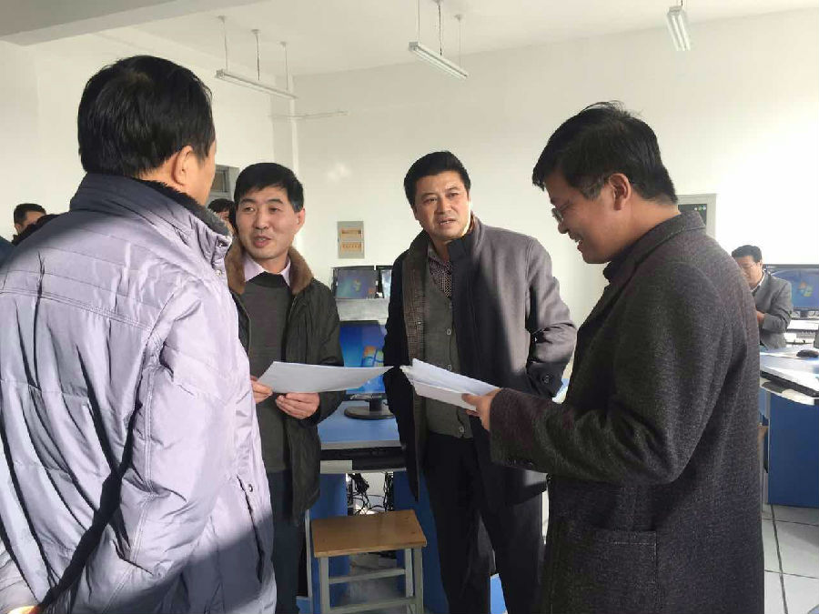 5专家、中标公司、学院共商实训室建设大计.jpg