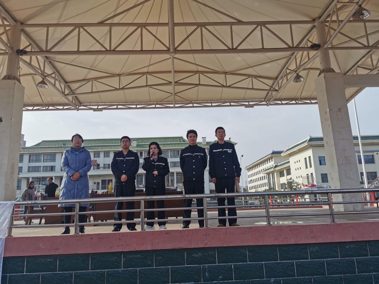 学院开展2020级新生战地急救实地演练活动