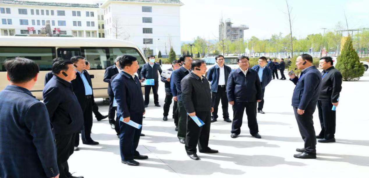 济南市党政代表团一行莅临  临夏现代职业学院考察调研