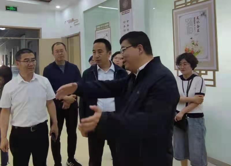 互学互鉴拓思路   群策群力提水平   