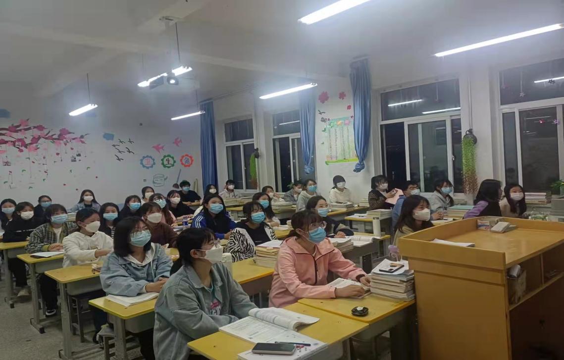 “青春心向党 百年再启航”卫生健康学院（党支部）  组织学习习近平总书记重要讲话精神   