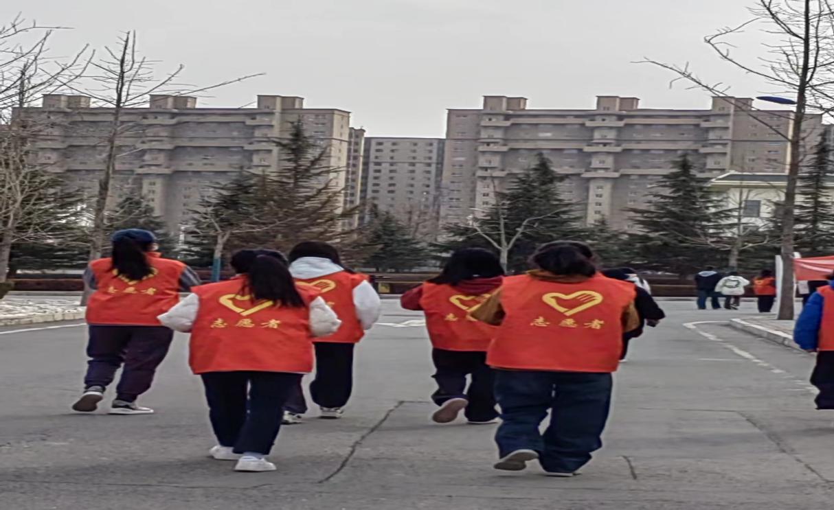 “青春建功新时代  学习雷锋志愿行”  ——学雷锋青年志愿服务系列活动